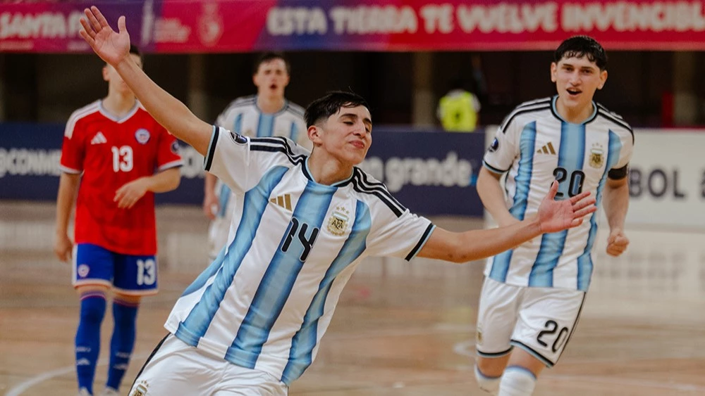 El festejo de Ramiro Albornoz para los juveniles. Foto: @Argentina
