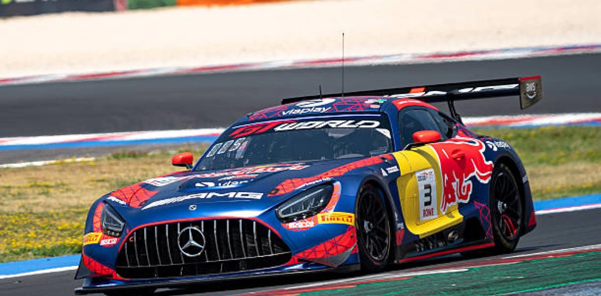 Foto: GT World Challenge. Max Verstappen culminó noveno en la carrera, tras superar 15 vehículos en los últimos 45 minutos