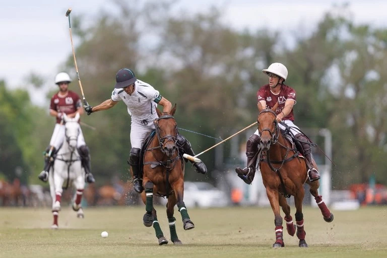 Foto: Prensa AAP (M. Callejo). La Hache se impuso a La Aguada por 30 a 11 por la tercera fecha del grupo B del Abierto de Tortugas de Polo