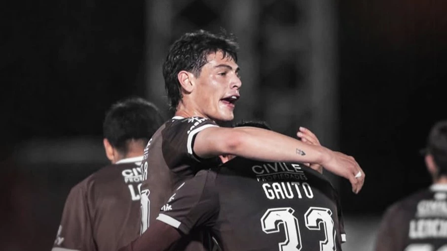 Foto de Platense (X).