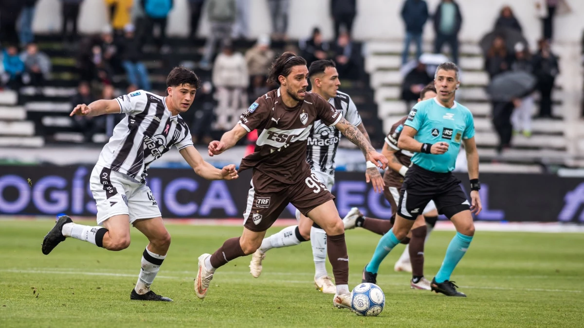 Foto de Platense (X).