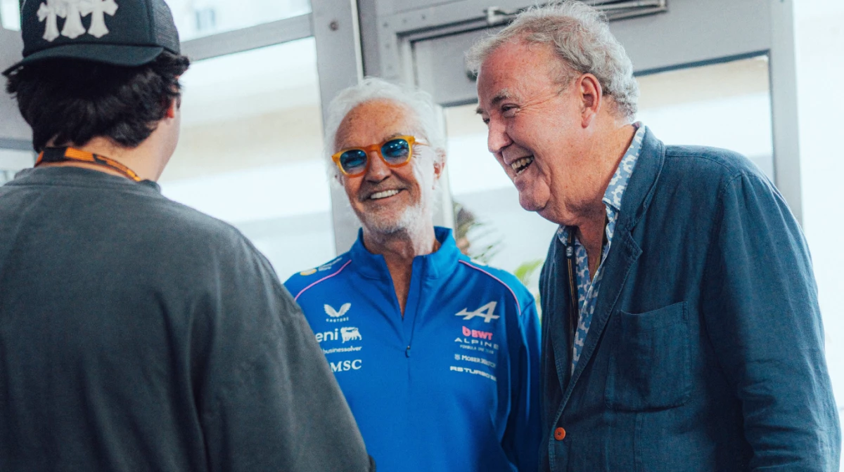 Clarkson junto a Flavio Briatore en Austin (Foto: X@AlpineF1Team).