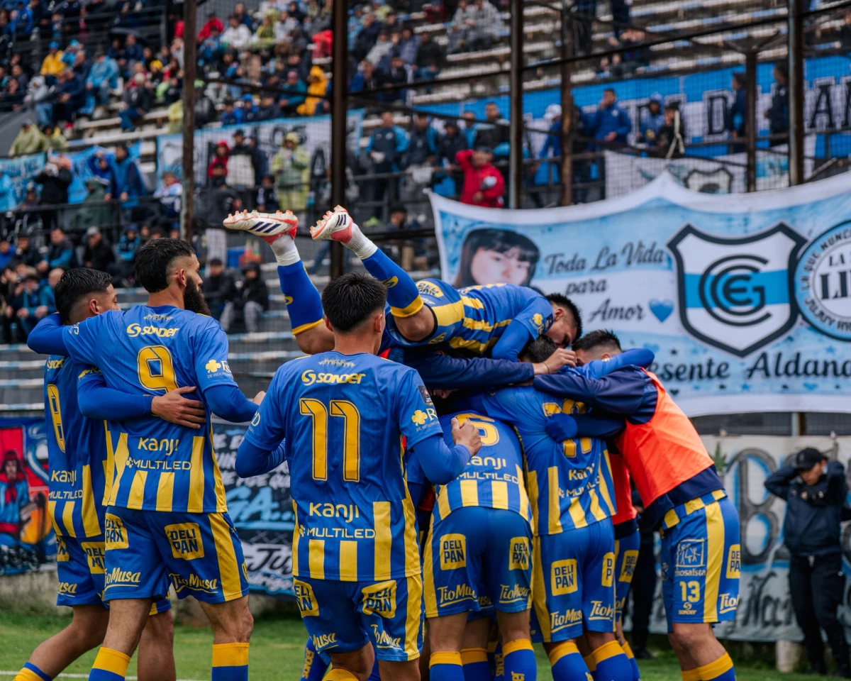 Foto:@atlantaoficial. En el Norte, el Bohemio de Villa Crespo superó a Gimnasia de Jujuy