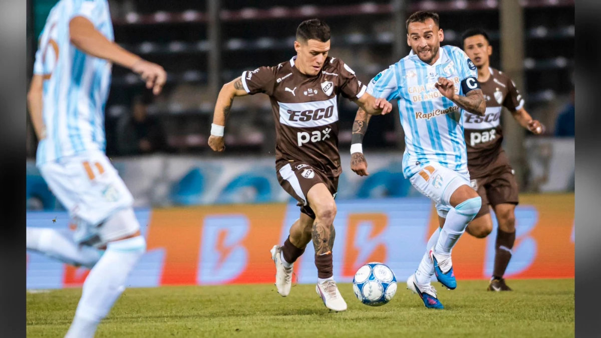 Foto: Entre Platense y Atlético Tucumán solamente hubo un penal de diferencia y fue para el Calamar.